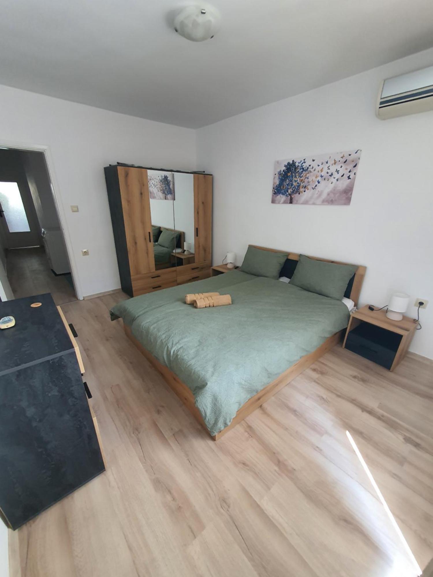 Apartment Lazur 13 Burgas
